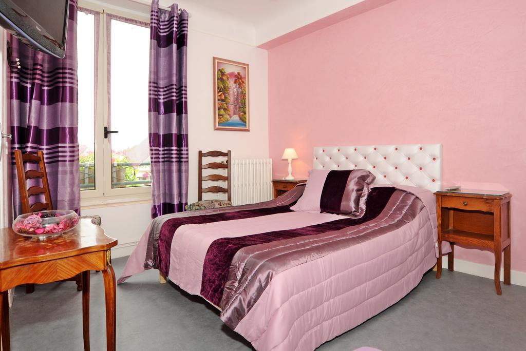 Hotel La Tour Sully-sur-Loire Szoba fotó